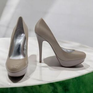 Elegant Taupe Pumps by Charles David Patent Leather Sz 8